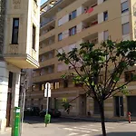 Center بيت ضيافة