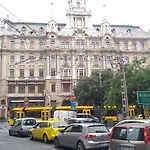 Center بيت ضيافة بودابست