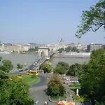Center بيت ضيافة 3*