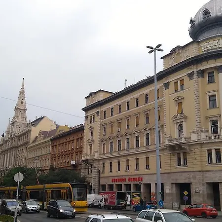 Center Budapeste