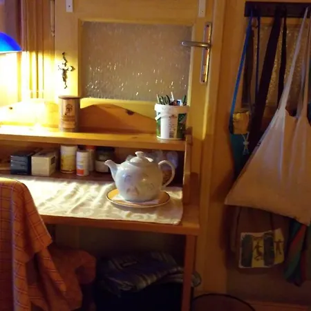 Cuki Guest house *