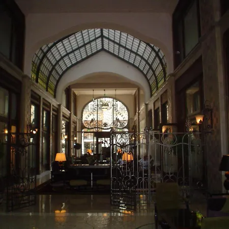 Gasthuis Center 3*